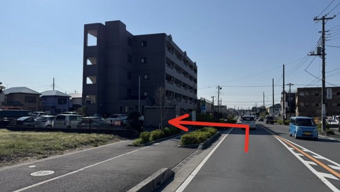 マンションの手前