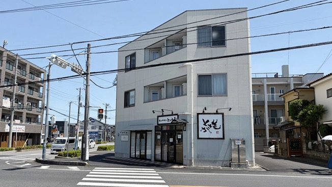 駅前の信号
